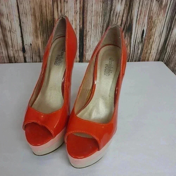 Heels - Picture 1 of 5